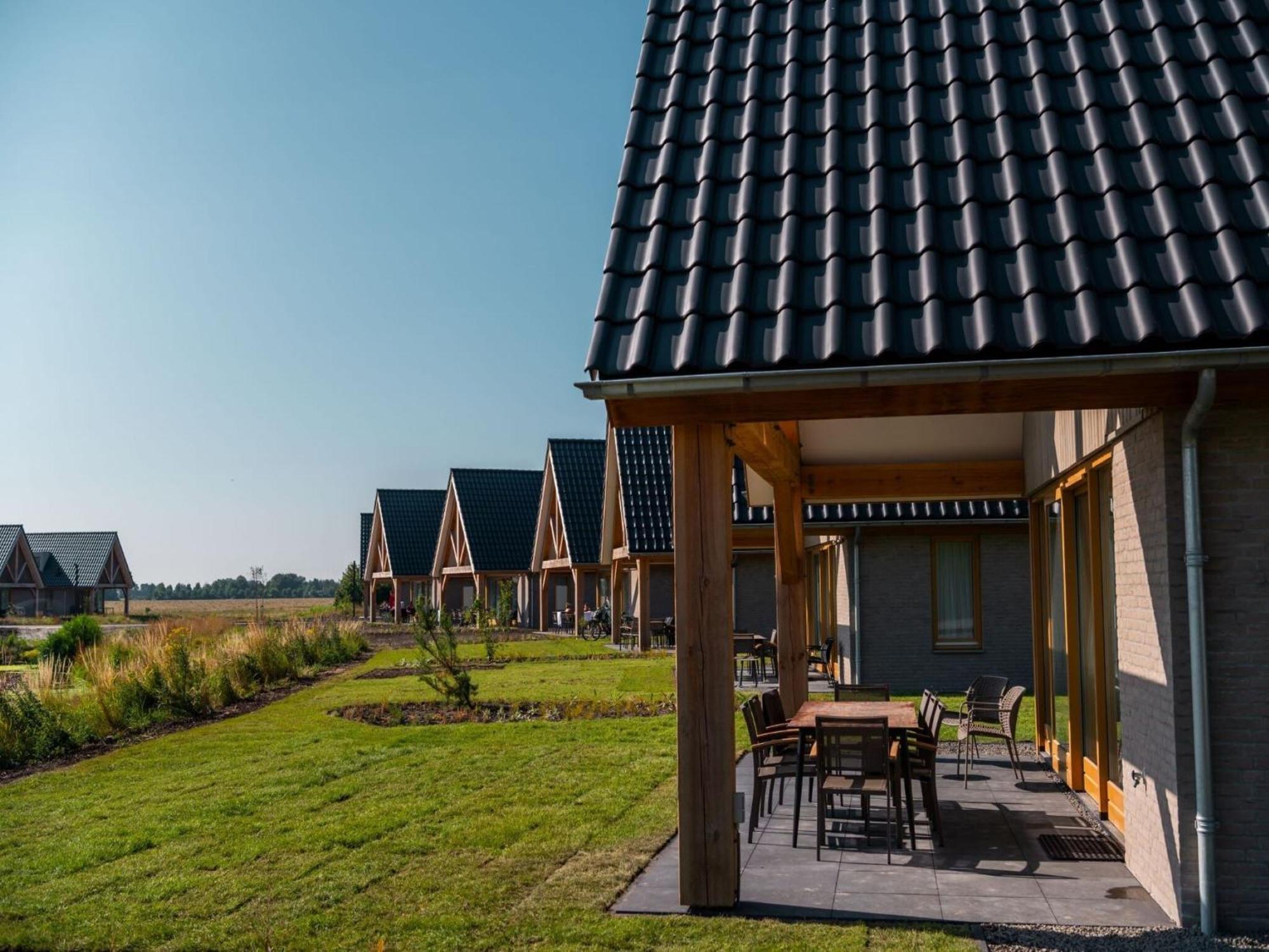 Vakantiehuis Dune On A Park, At 1 3 Km