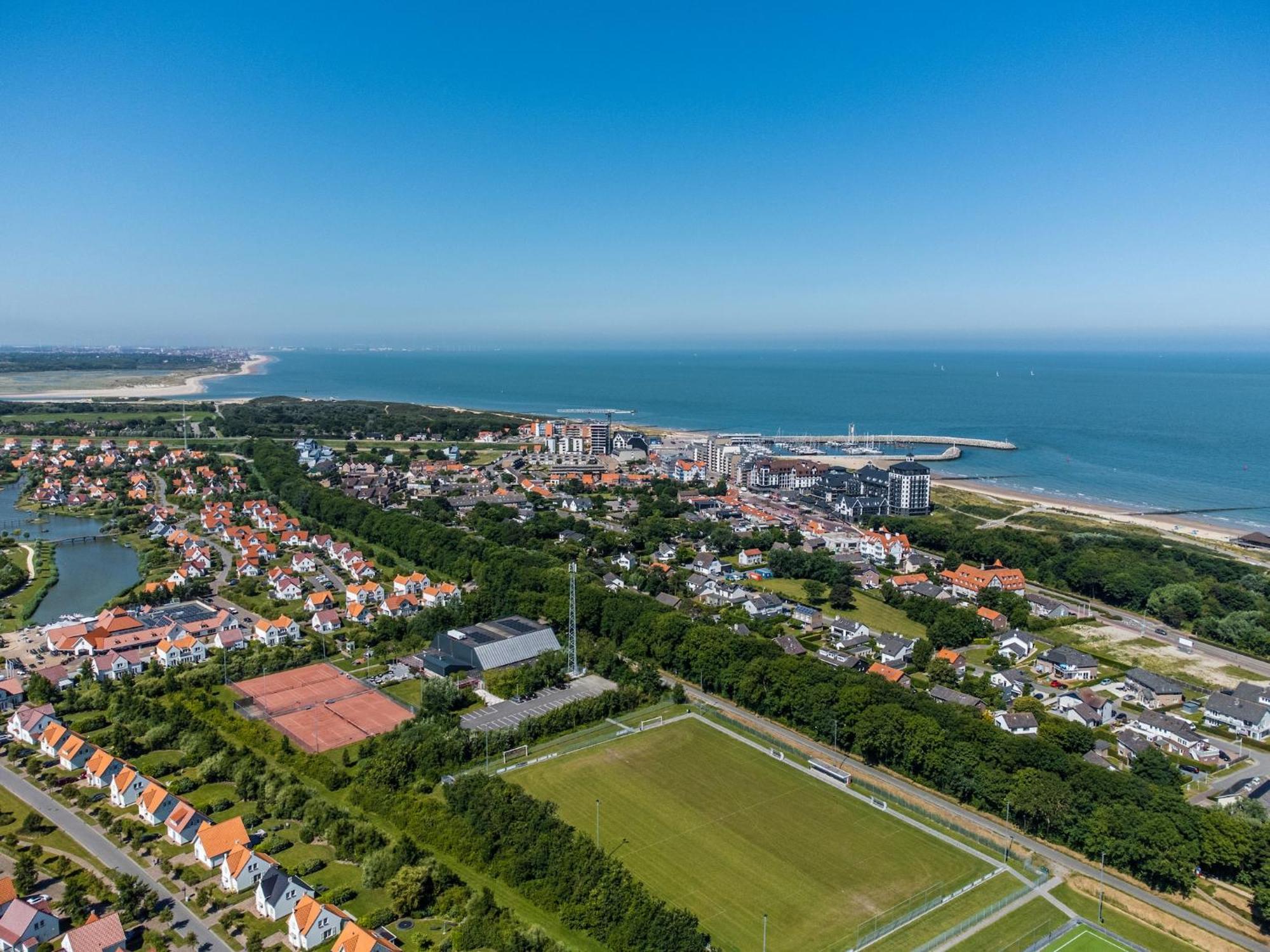 Vakantiehuis Dune On A Park, At 1 3 Km *